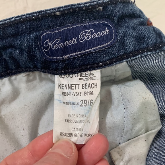 Bootheel Trading Co. capris/cropped jeans. - Picture 5 of 5